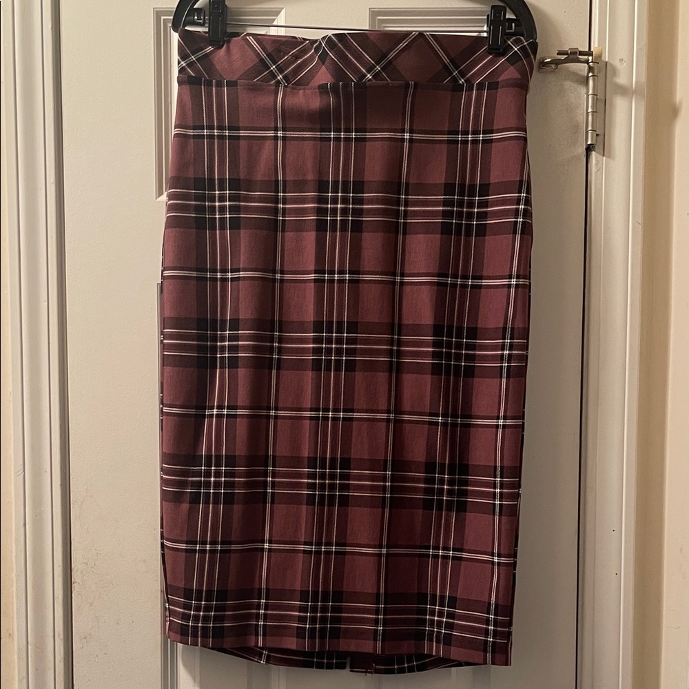 Torrid Plaid Pencil Skirt in Burgundy and Black